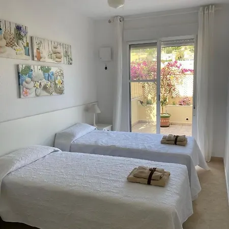 - 2 Bedroom 2 Bathroom Townhouse - Residencial Cala Manzanera Κάλπε